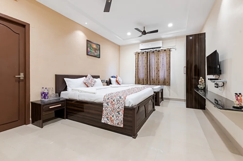 Deluxe Plus Room at Veera Residency